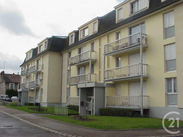 Appartement F2 à louer - 2 pièces - 57 m2 - CREPY EN VALOIS - 60 - PICARDIE