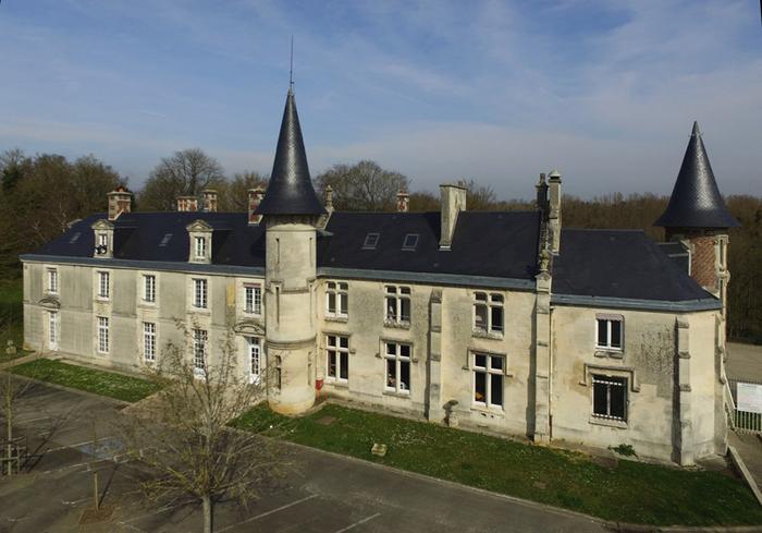 Crépy-en-Valois - Immobilier - CENTURY 21 Vandôme immobilier - Château_de_Géresme_de_Crépy-en-Valois