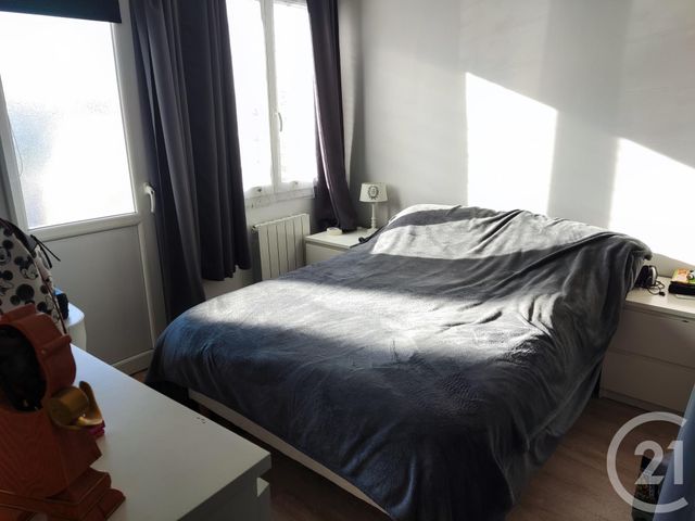 Appartement F2 à louer - 2 pièces - 36.11 m2 - CREPY EN VALOIS - 60 - PICARDIE - Century 21 Vandôme Immobilier Appartement F2 à louer - 2 pièces - 36.11 m2 - CREPY EN VALOIS - 60 - PICARDIE - Century 21 Vandôme Immobilier