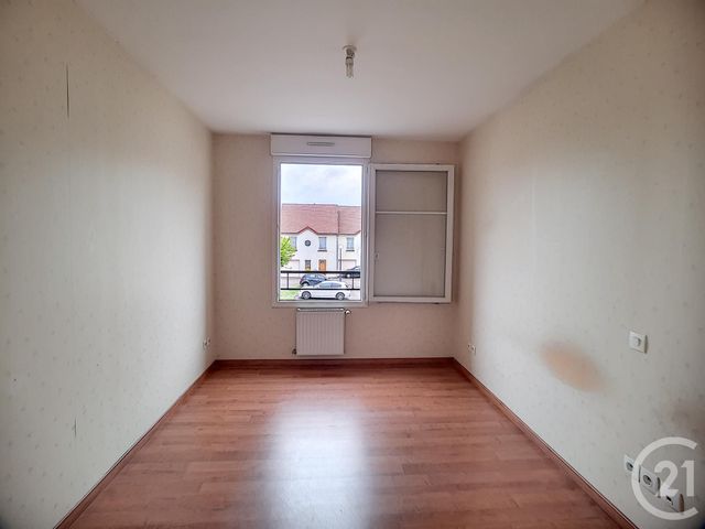 appartement à louer - 3 pièces - 54.85 m2 - CREPY EN VALOIS - 60 - PICARDIE - Century 21 Vandôme Immobilier appartement à louer - 3 pièces - 54.85 m2 - CREPY EN VALOIS - 60 - PICARDIE - Century 21 Vandôme Immobilier