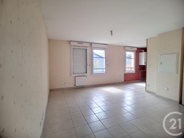 appartement à louer - 3 pièces - 54.85 m2 - CREPY EN VALOIS - 60 - PICARDIE - Century 21 Vandôme Immobilier appartement à louer - 3 pièces - 54.85 m2 - CREPY EN VALOIS - 60 - PICARDIE - Century 21 Vandôme Immobilier