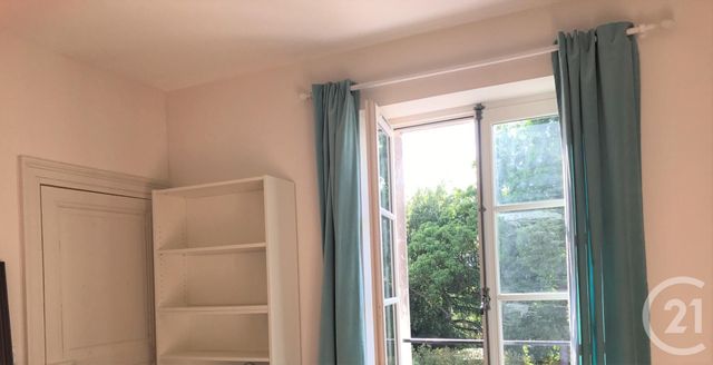 Afficher la photo en grand Appartement F4 à louer - 4 pièces - 86.0 m2 - CREPY EN VALOIS - 60 - PICARDIE - Century 21 Vandôme Immobilier