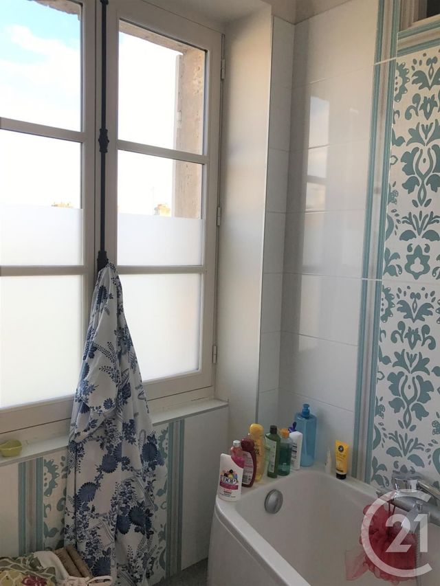 Afficher la photo en grand Appartement F4 à louer - 4 pièces - 86.0 m2 - CREPY EN VALOIS - 60 - PICARDIE - Century 21 Vandôme Immobilier