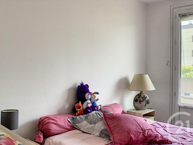 Afficher la photo en grand Appartement F4 à vendre - 4 pièces - 78.0 m2 - CREPY EN VALOIS - 60 - PICARDIE - Century 21 Vandôme Immobilier