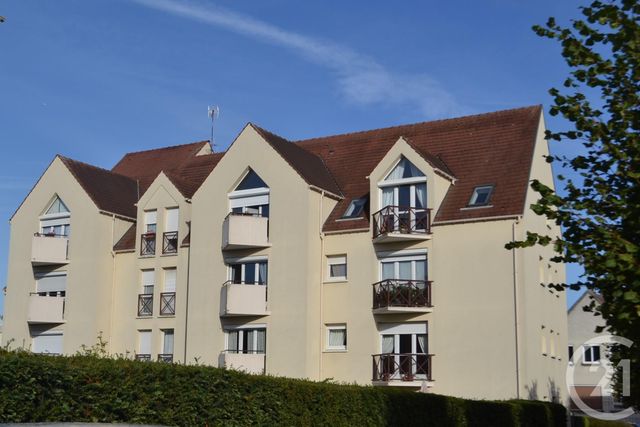 Afficher la photo en grand Appartement F5 à vendre - 5 pièces - 91.95 m2 - CREPY EN VALOIS - 60 - PICARDIE - Century 21 Vandôme Immobilier