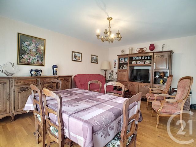 Afficher la photo en grand Appartement F2 à vendre - 2 pièces - 50.37 m2 - CREPY EN VALOIS - 60 - PICARDIE - Century 21 Vandôme Immobilier
