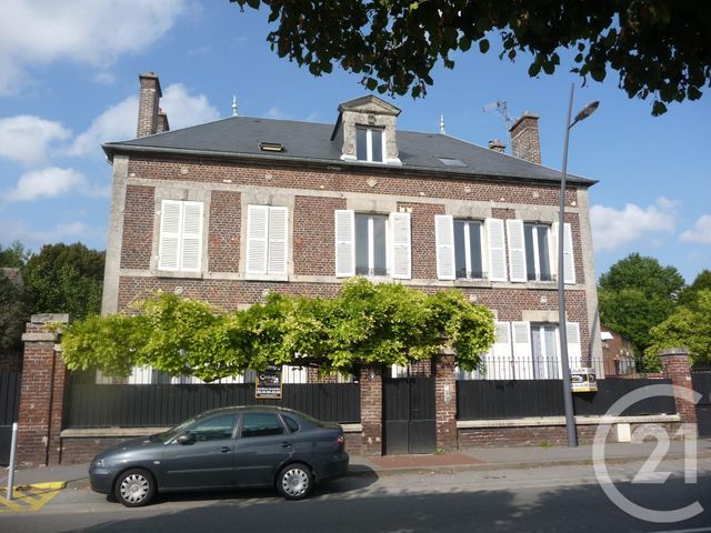 Afficher la photo en grand Appartement F2 à louer - 2 pièces - 37.4 m2 - CREPY EN VALOIS - 60 - PICARDIE - Century 21 Vandôme Immobilier