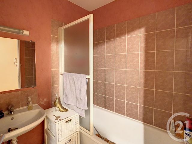 Appartement F2 à vendre - 2 pièces - 50.83 m2 - CREPY EN VALOIS - 60 - PICARDIE - Century 21 Vandôme Immobilier