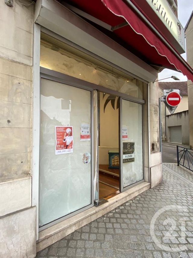 commerce à louer - 55.0 m2 - CREPY EN VALOIS - 60 - PICARDIE - Century 21 Vandôme Immobilier