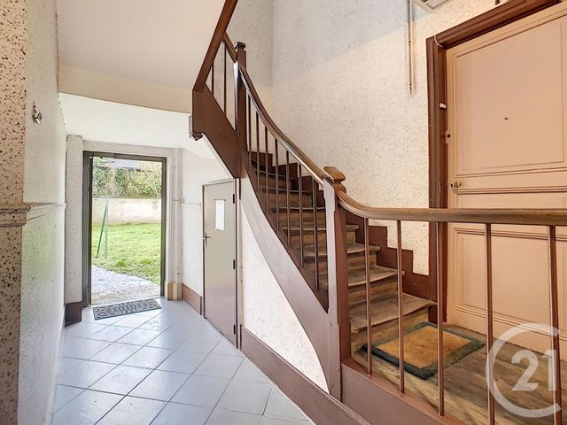 Appartement F2 à louer - 2 pièces - 38.0 m2 - CREPY EN VALOIS - 60 - PICARDIE - Century 21 Vandôme Immobilier