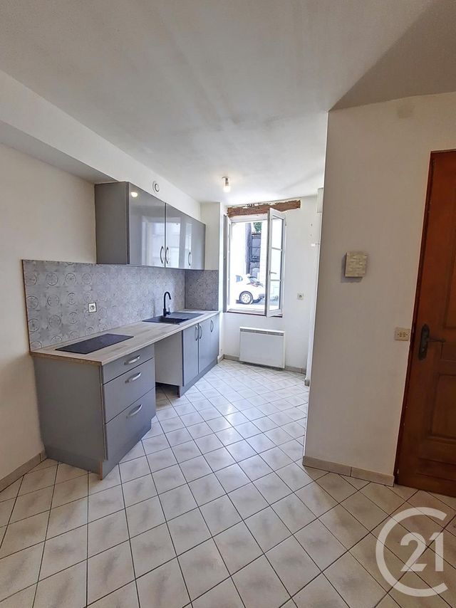 Appartement F1 à louer - 1 pièce - 27.0 m2 - NANTEUIL LE HAUDOUIN - 60 - PICARDIE - Century 21 Vandôme Immobilier
