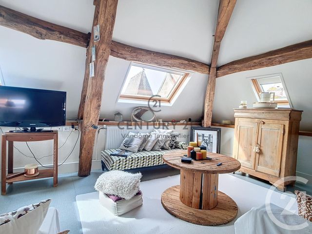 Appartement F2 à vendre - 3 pièces - 74.51 m2 - CREPY EN VALOIS - 60 - PICARDIE - Century 21 Vandôme Immobilier