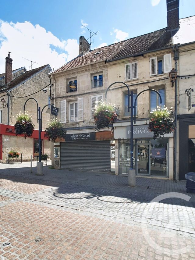 Immeuble à vendre CREPY EN VALOIS