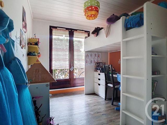 Appartement F4 à vendre - 4 pièces - 78.37 m2 - CREPY EN VALOIS - 60 - PICARDIE - Century 21 Vandôme Immobilier