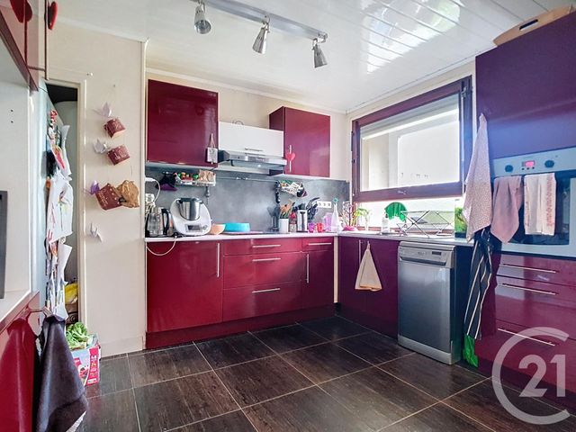 Appartement F4 à vendre - 4 pièces - 78.37 m2 - CREPY EN VALOIS - 60 - PICARDIE - Century 21 Vandôme Immobilier