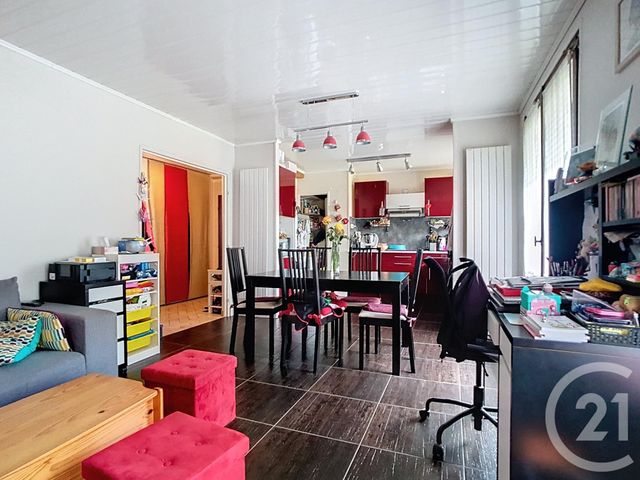 Appartement F4 à vendre - 4 pièces - 78.37 m2 - CREPY EN VALOIS - 60 - PICARDIE - Century 21 Vandôme Immobilier