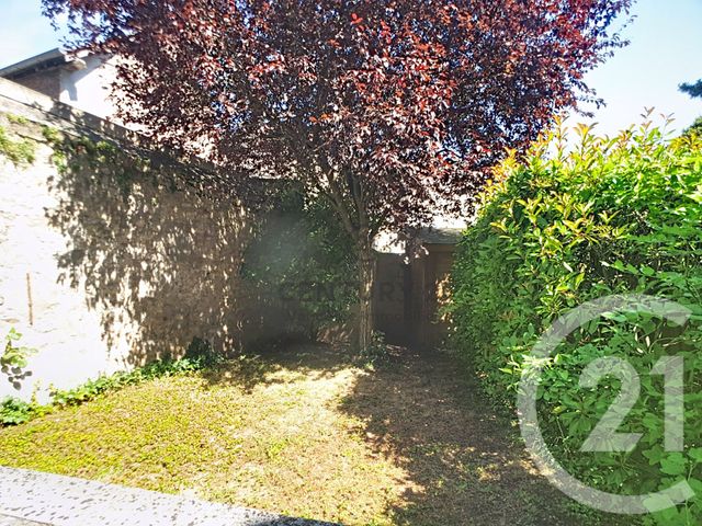 Appartement F3 à vendre - 3 pièces - 76.76 m2 - CREPY EN VALOIS - 60 - PICARDIE - Century 21 Vandôme Immobilier