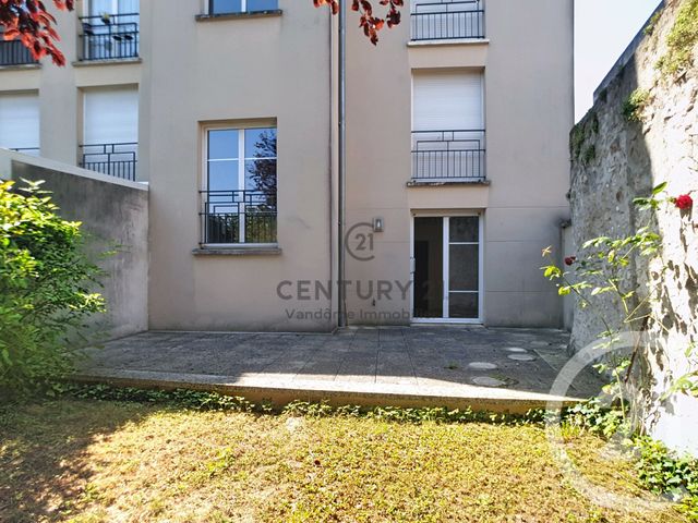 Appartement F3 à vendre - 3 pièces - 76.76 m2 - CREPY EN VALOIS - 60 - PICARDIE - Century 21 Vandôme Immobilier