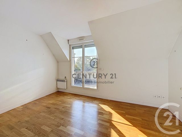 Appartement F3 à vendre - 4 pièces - 106.0 m2 - CREPY EN VALOIS - 60 - PICARDIE - Century 21 Vandôme Immobilier