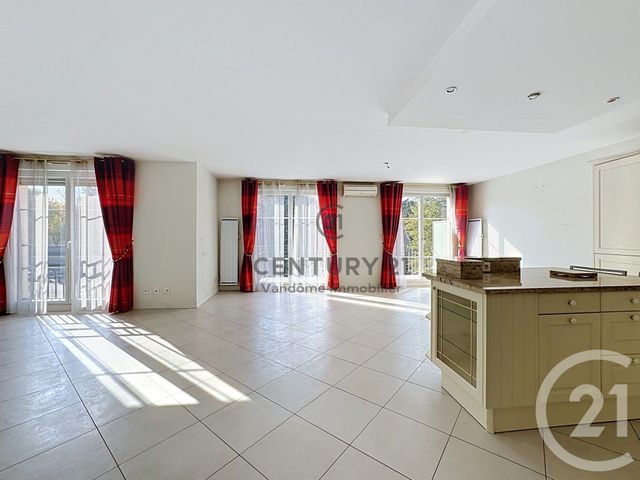 Appartement F3 à vendre - 4 pièces - 106.0 m2 - CREPY EN VALOIS - 60 - PICARDIE - Century 21 Vandôme Immobilier