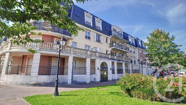 Appartement F3 à louer - 3 pièces - 60.0 m2 - CREPY EN VALOIS - 60 - PICARDIE - Century 21 Vandôme Immobilier