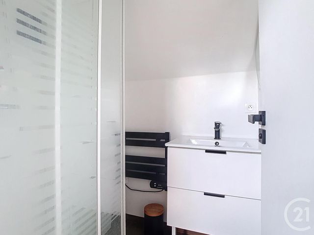 Afficher la photo en grand Appartement F2 à vendre - 2 pièces - 22.0 m2 - PEROY LES GOMBRIES - 60 - PICARDIE - Century 21 Vandôme Immobilier