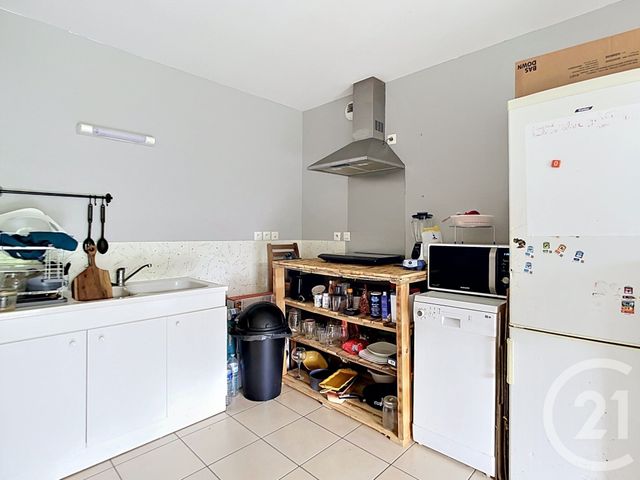 Appartement F2 à vendre - 2 pièces - 42.57 m2 - CREPY EN VALOIS - 60 - PICARDIE - Century 21 Vandôme Immobilier