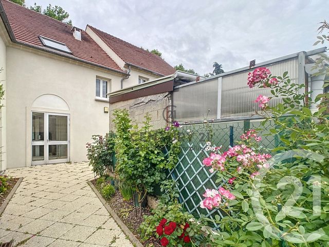 Appartement F1 à louer - 1 pièce - 35.5 m2 - CREPY EN VALOIS - 60 - PICARDIE - Century 21 Vandôme Immobilier