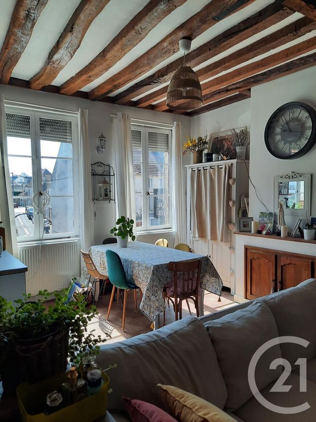 Appartement F3 à louer - 3 pièces - 63.19 m2 - CREPY EN VALOIS - 60 - PICARDIE - Century 21 Vandôme Immobilier