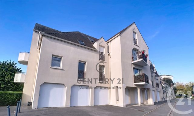 Afficher la photo en grand Appartement F3 à louer - 3 pièces - 70.0 m2 - CREPY EN VALOIS - 60 - PICARDIE - Century 21 Vandôme Immobilier