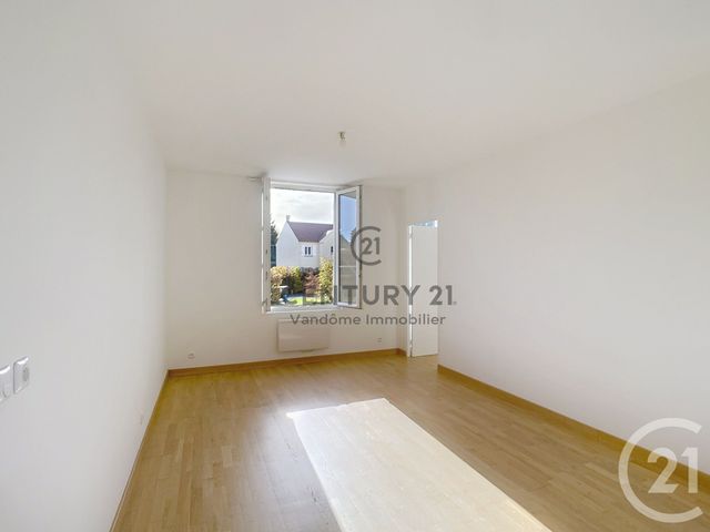 Appartement à louer - 3 pièces - 53.8 m2 - VAUMOISE - 60 - PICARDIE - Century 21 Vandôme Immobilier