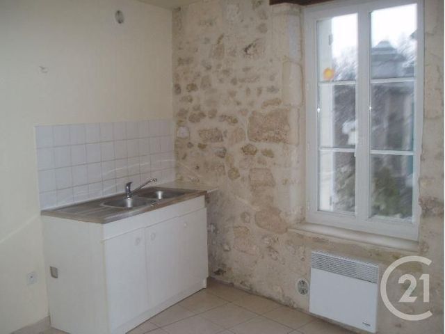 maison à louer - 3 pièces - 70.0 m2 - RUSSY BEMONT - 60 - PICARDIE - Century 21 Vandôme Immobilier