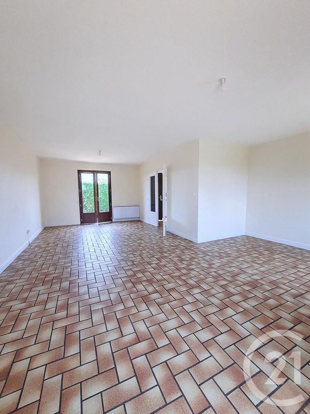 maison à louer - 4 pièces - 97.96 m2 - CREPY EN VALOIS - 60 - PICARDIE - Century 21 Vandôme Immobilier