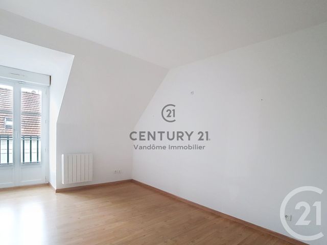Appartement F3 à vendre - 3 pièces - 55.52 m2 - CREPY EN VALOIS - 60 - PICARDIE - Century 21 Vandôme Immobilier