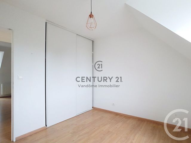 Appartement F3 à vendre - 3 pièces - 55.52 m2 - CREPY EN VALOIS - 60 - PICARDIE - Century 21 Vandôme Immobilier