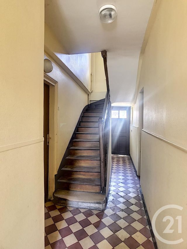 Appartement F1 à louer - 1 pièce - 24.61 m2 - CREPY EN VALOIS - 60 - PICARDIE - Century 21 Vandôme Immobilier