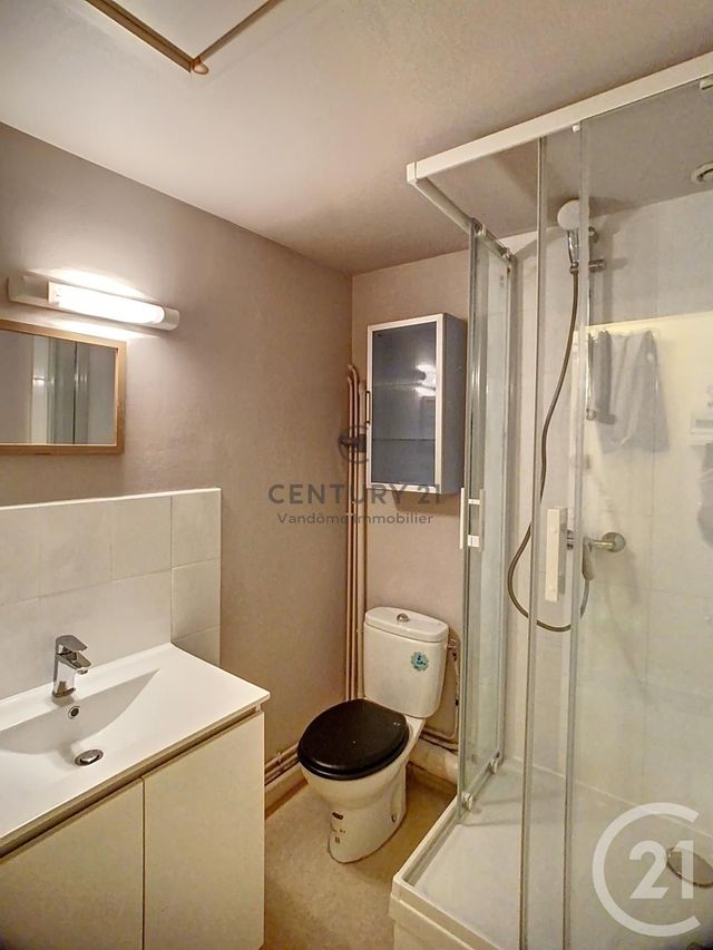 Appartement F1 à louer - 1 pièce - 24.61 m2 - CREPY EN VALOIS - 60 - PICARDIE - Century 21 Vandôme Immobilier