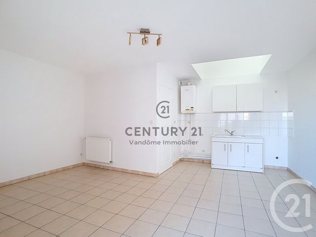 Appartement Studio à louer - 1 pièce - 26.53 m2 - CREPY EN VALOIS - 60 - PICARDIE - Century 21 Vandôme Immobilier