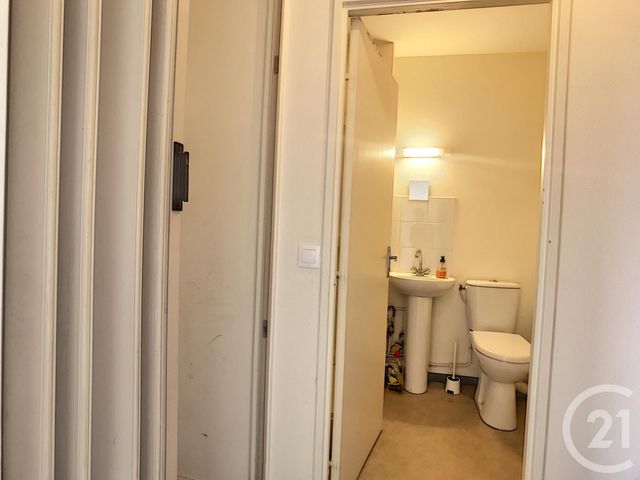 Appartement Studio à louer - 1 pièce - 24.0 m2 - CREPY EN VALOIS - 60 - PICARDIE - Century 21 Vandôme Immobilier