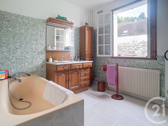 maison à vendre - 5 pièces - 146.17 m2 - CREPY EN VALOIS - 60 - PICARDIE - Century 21 Vandôme Immobilier