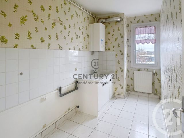 Appartement F2 à louer - 2 pièces - 42.25 m2 - CREPY EN VALOIS - 60 - PICARDIE - Century 21 Vandôme Immobilier