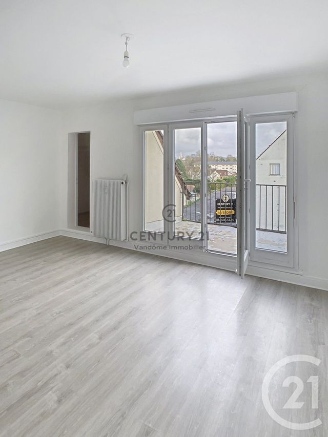 Appartement F1 à louer - 1 pièce - 25.72 m2 - CREPY EN VALOIS - 60 - PICARDIE - Century 21 Vandôme Immobilier