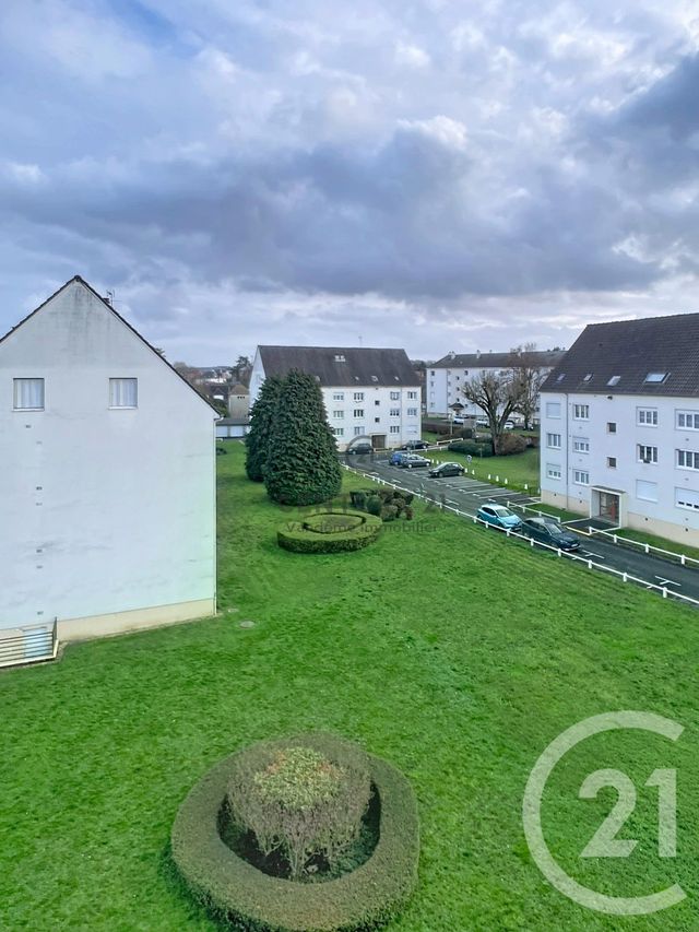 Appartement F1 à louer - 1 pièce - 25.72 m2 - CREPY EN VALOIS - 60 - PICARDIE - Century 21 Vandôme Immobilier
