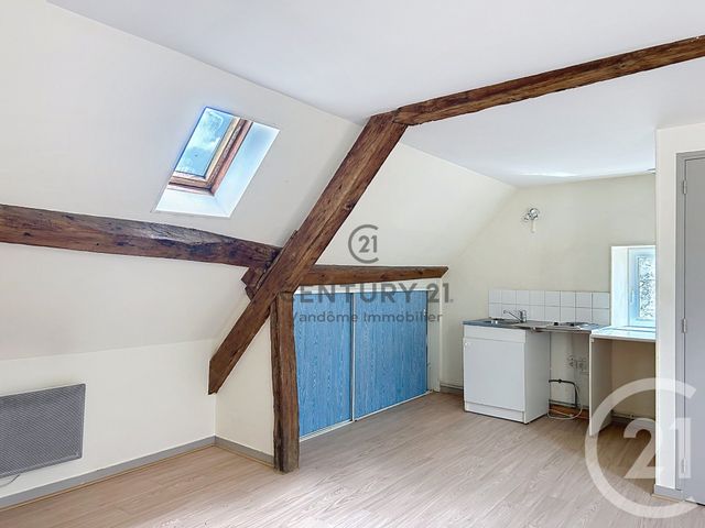 Appartement Duplex à louer - 2 pièces - 46.7 m2 - LA FERTE MILON - 02 - PICARDIE - Century 21 Vandôme Immobilier