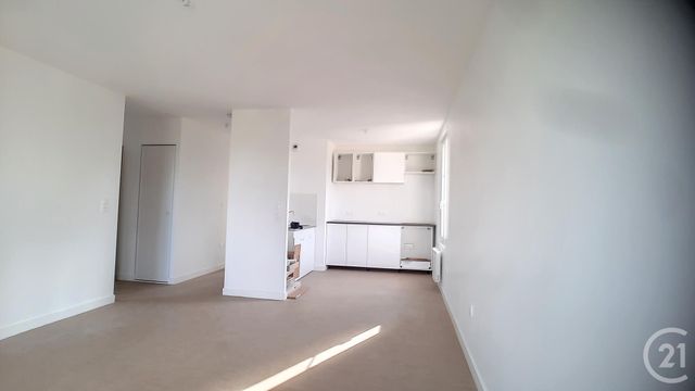 Appartement F3 à louer - 3 pièces - 65.18 m2 - VEZ - 60 - PICARDIE - Century 21 Vandôme Immobilier