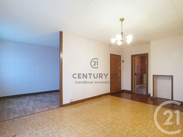 Appartement F3 à vendre - 4 pièces - 63.41 m2 - CREPY EN VALOIS - 60 - PICARDIE - Century 21 Vandôme Immobilier