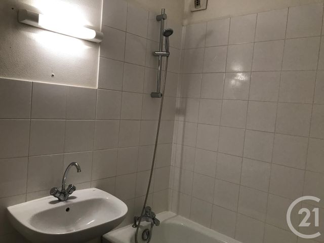 Appartement Studio à louer - 1 pièce - 24.41 m2 - CREPY EN VALOIS - 60 - PICARDIE - Century 21 Vandôme Immobilier