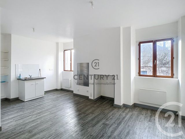 Appartement Studio à louer - 1 pièce - 27.0 m2 - ORMOY VILLERS - 60 - PICARDIE - Century 21 Vandôme Immobilier