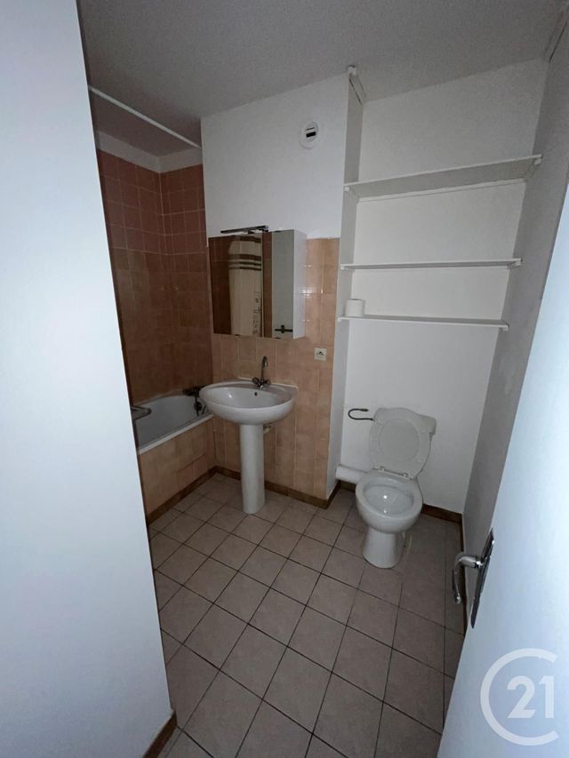 Appartement F2 à louer - 2 pièces - 37.94 m2 - CREPY EN VALOIS - 60 - PICARDIE - Century 21 Vandôme Immobilier