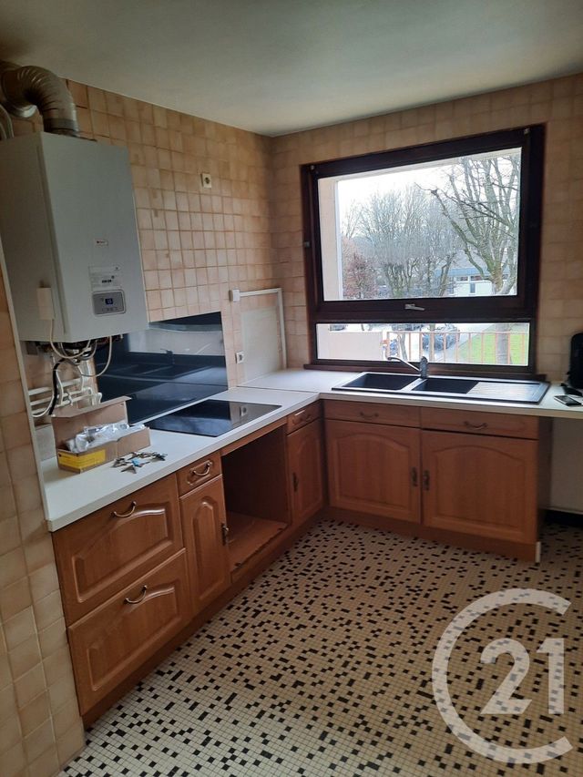 Appartement F4 à vendre - 4 pièces - 78.63 m2 - CREPY EN VALOIS - 60 - PICARDIE - Century 21 Vandôme Immobilier